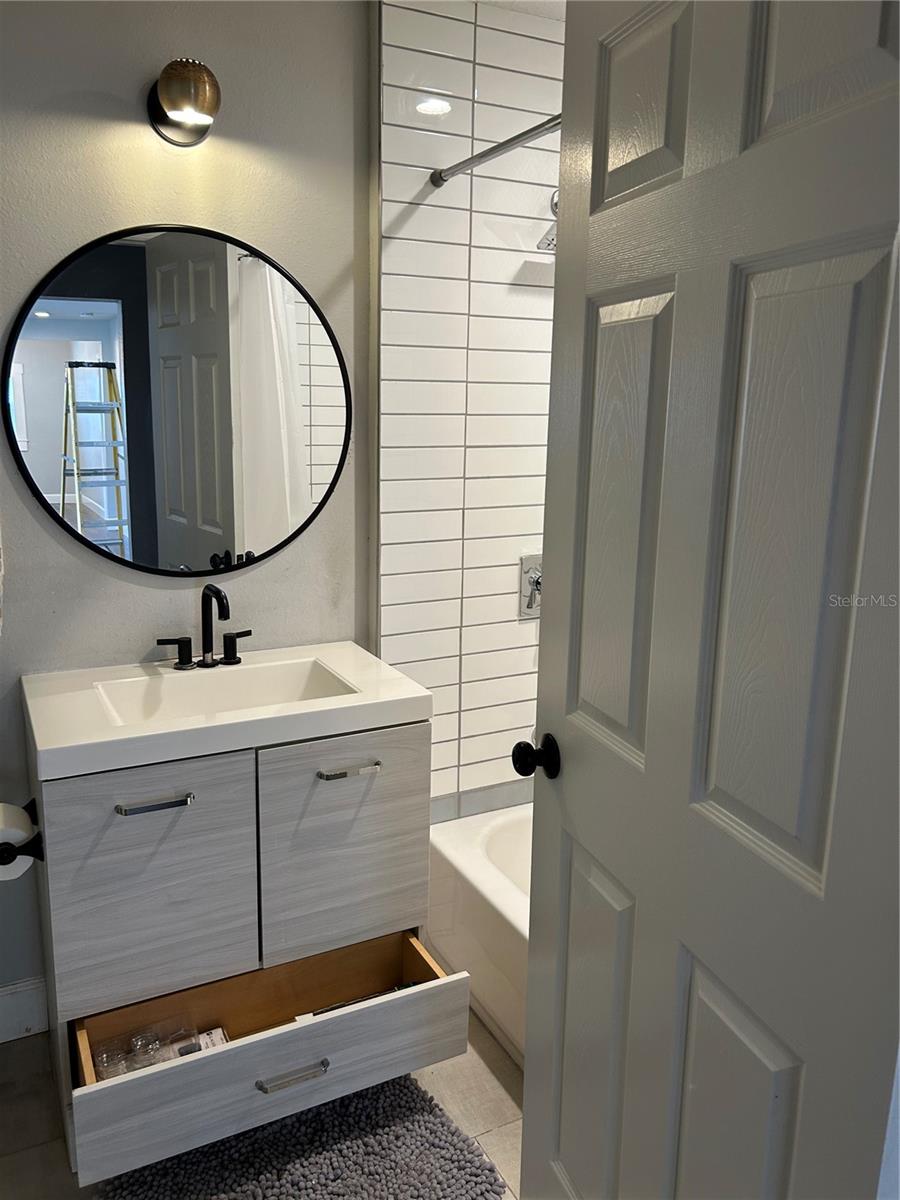 HAMNERS MARJORY B RENMAH - Residential Lease