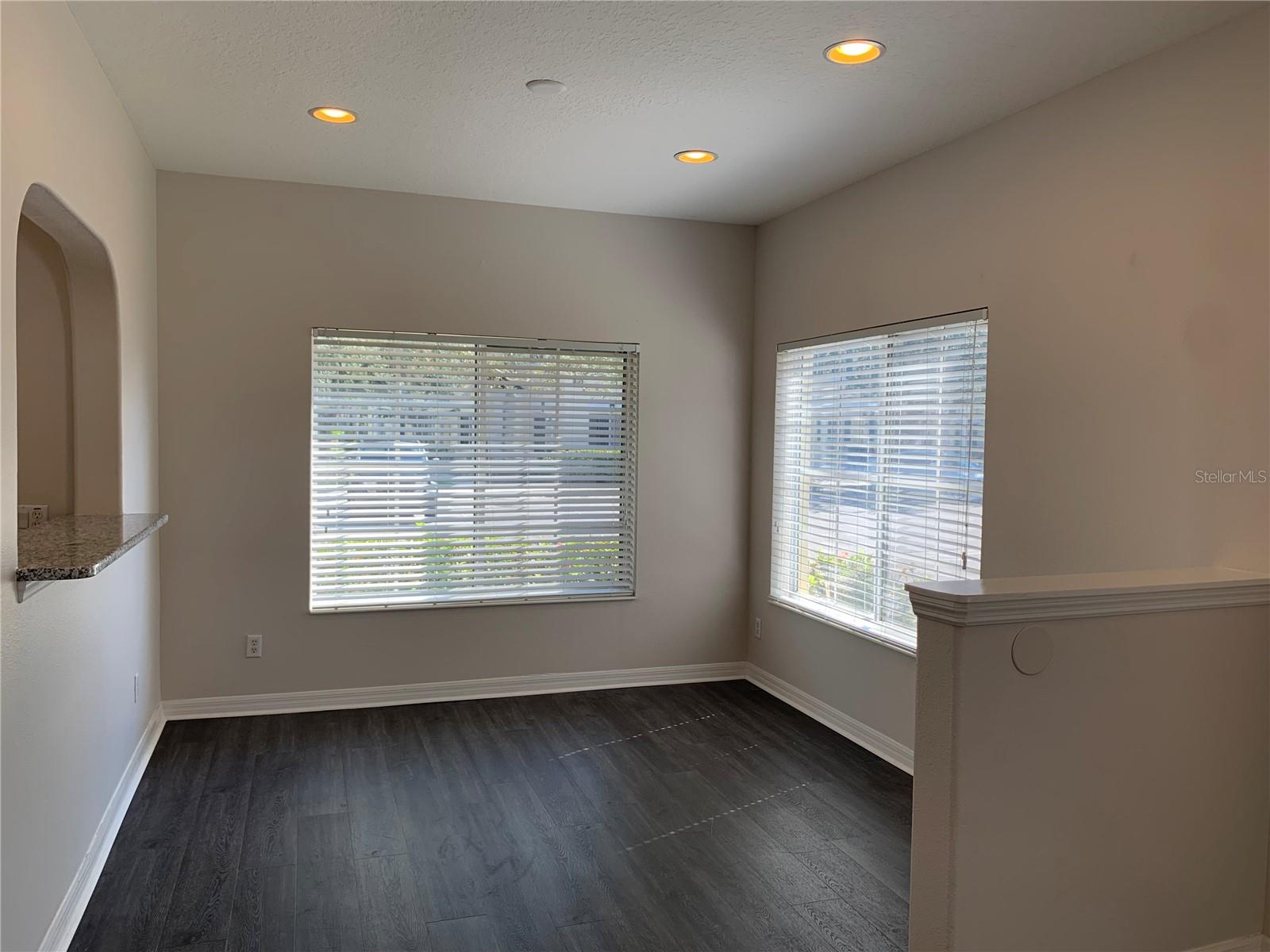 THE TWNHMS AT LIGHTHOUSE COVE III - Residential Lease