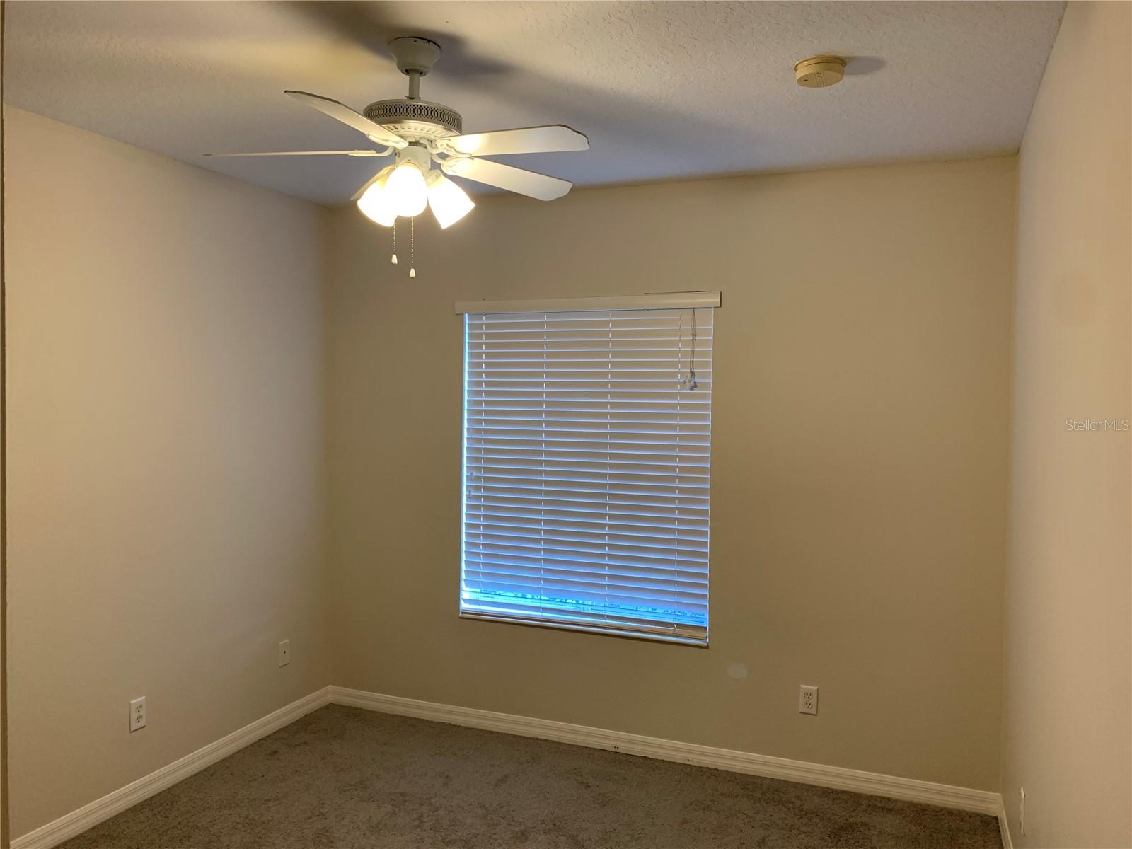 THE TWNHMS AT LIGHTHOUSE COVE III - Residential Lease