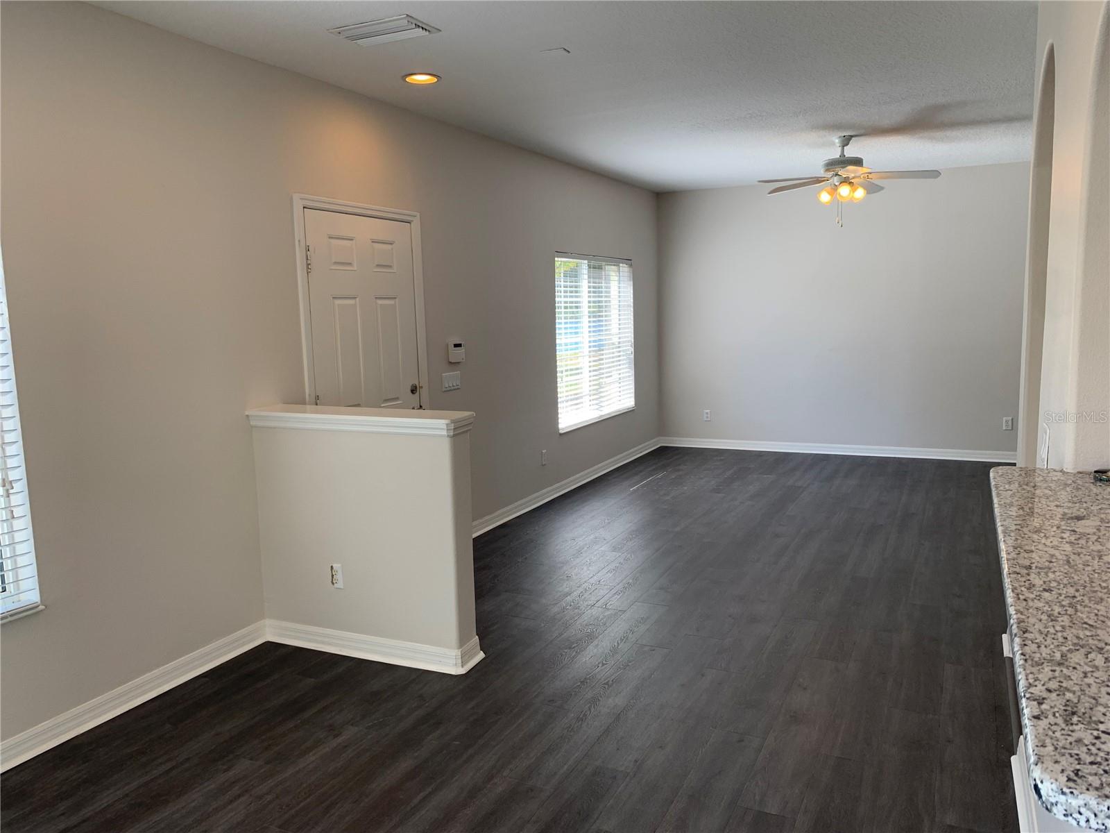 THE TWNHMS AT LIGHTHOUSE COVE III - Residential Lease