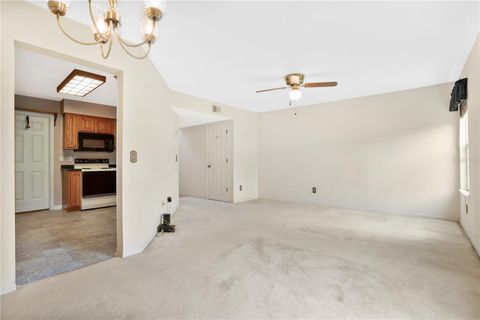 Condominium in ORLANDO FL 4813 COACHMANS DRIVE 6.jpg