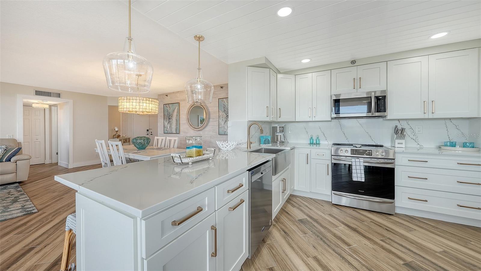 BAHIA SHORES CONDO - Residential