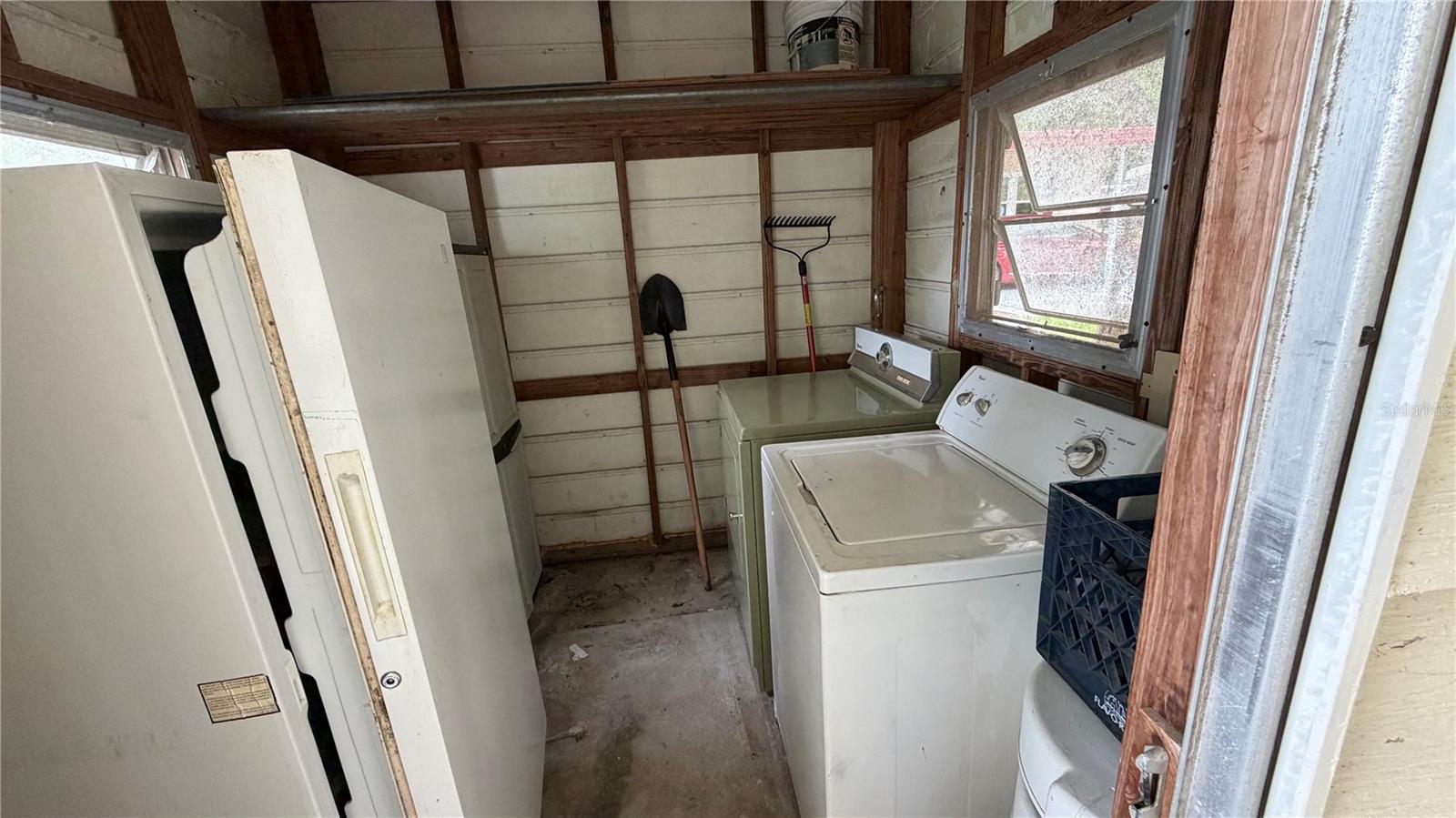 ZELLWOOD STATION - Residential