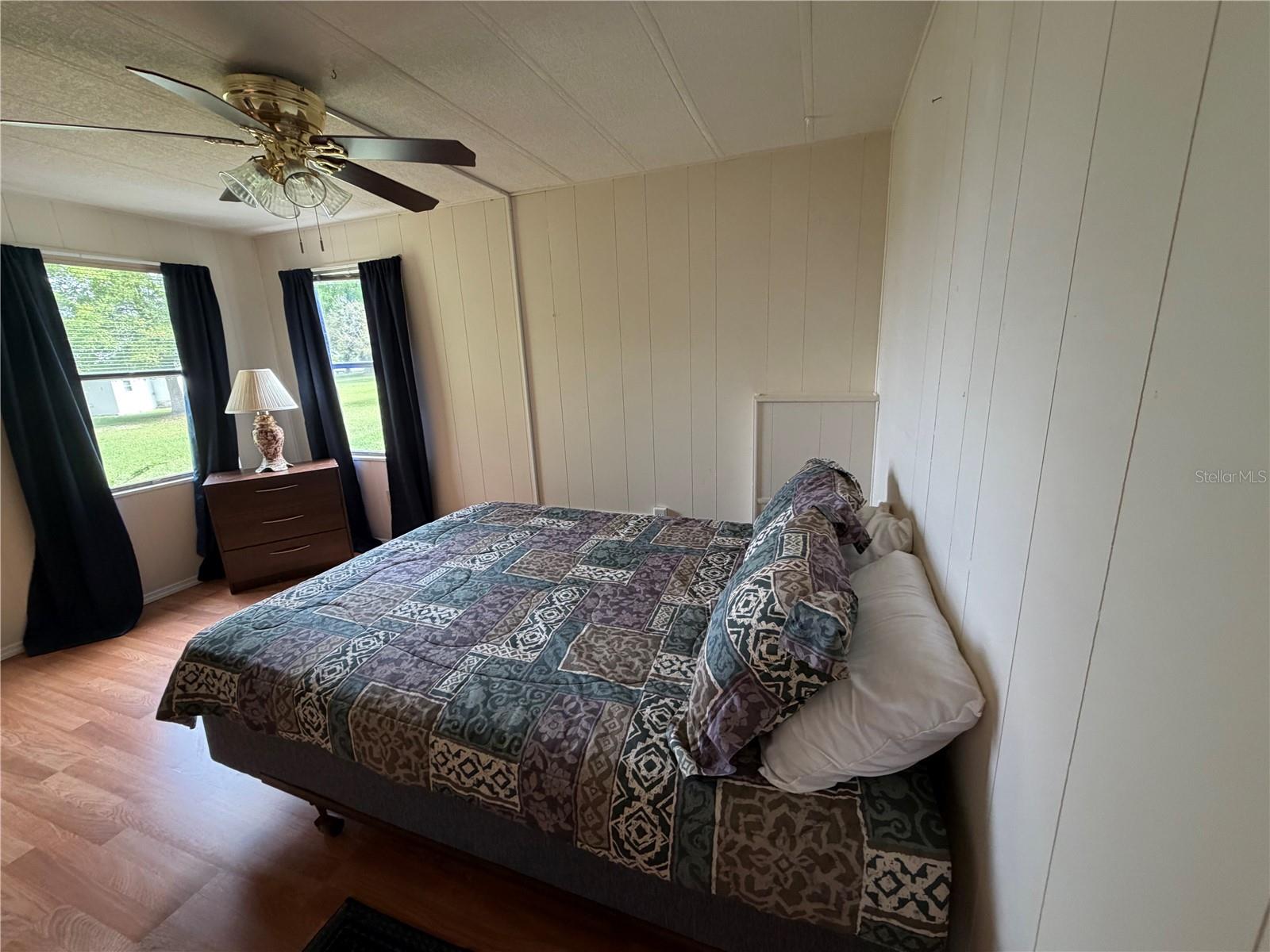 ZELLWOOD STATION - Residential