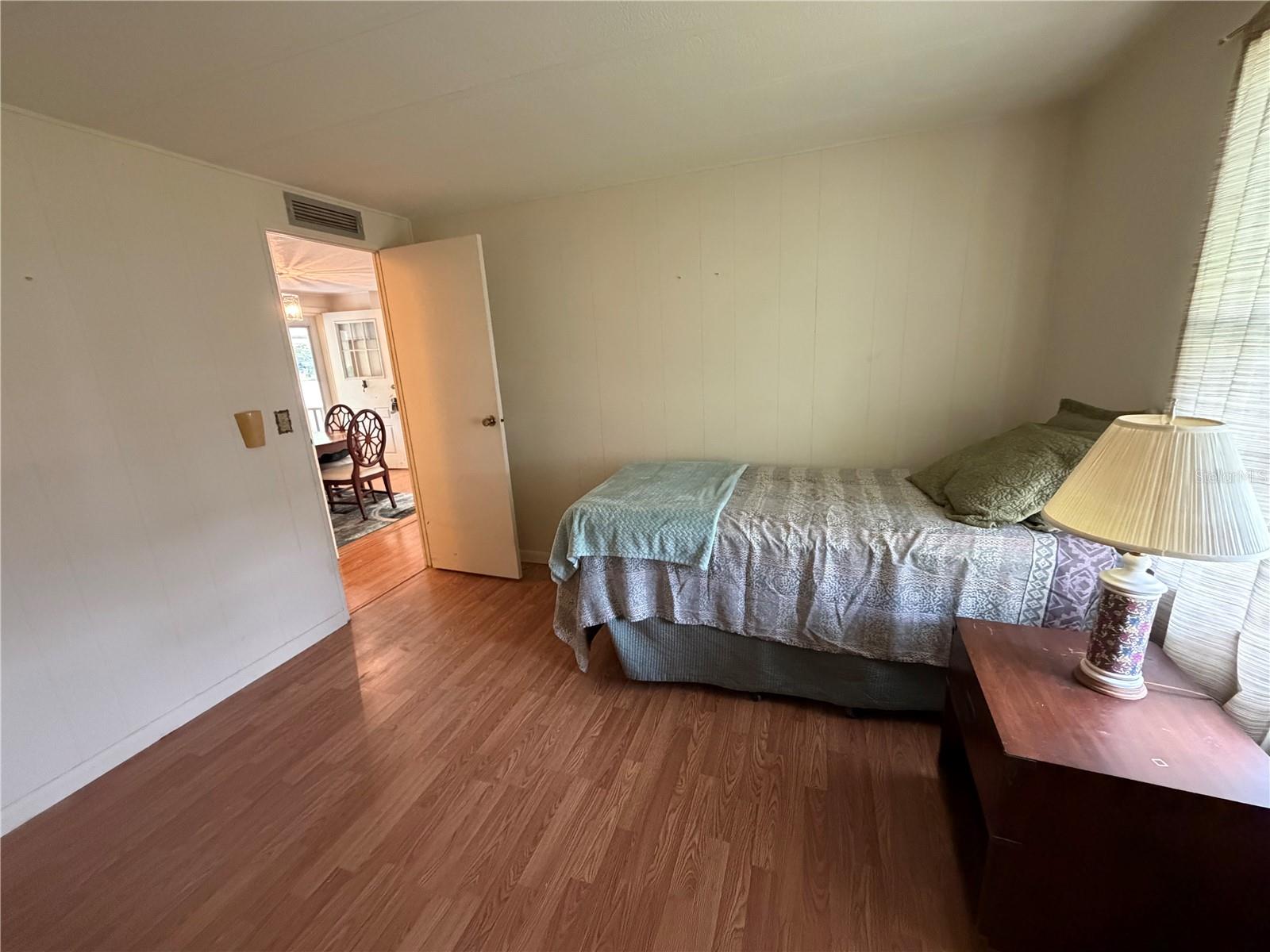 ZELLWOOD STATION - Residential