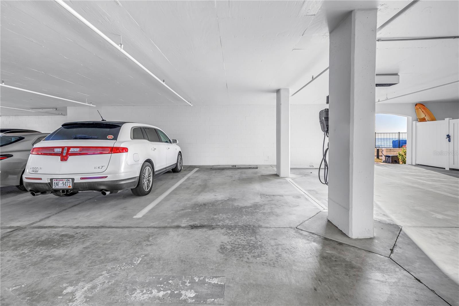 TIDES BEACH CLUB CONDO - Residential