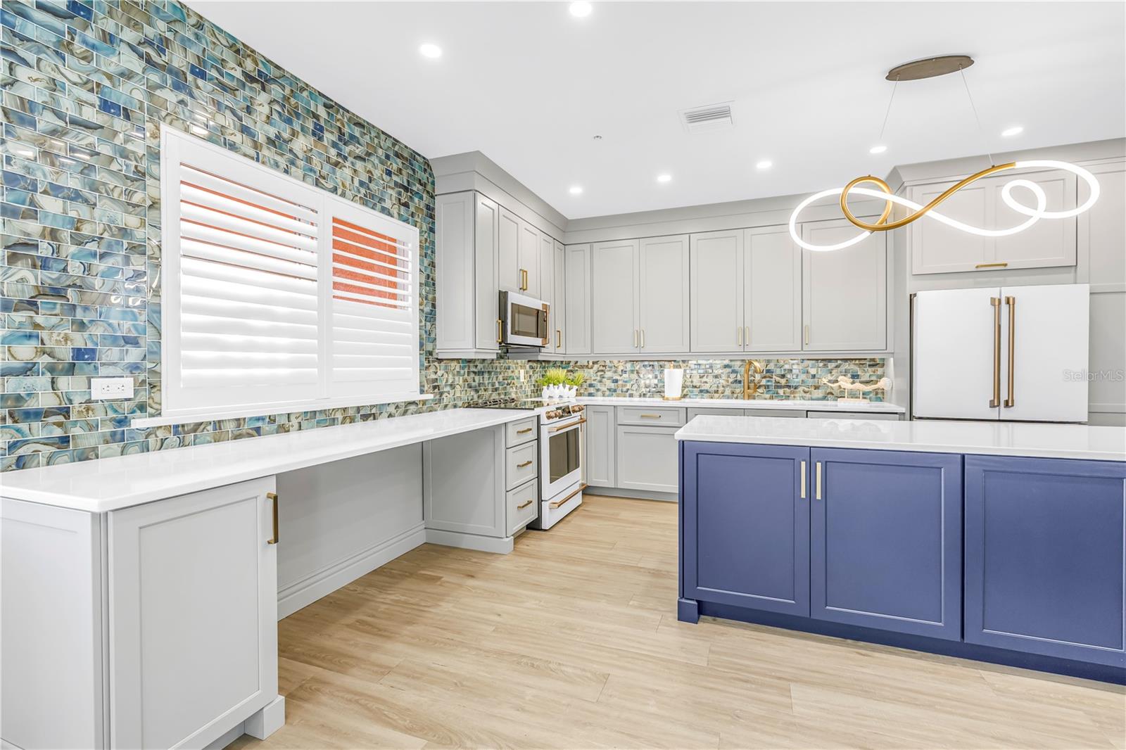 TIDES BEACH CLUB CONDO - Residential