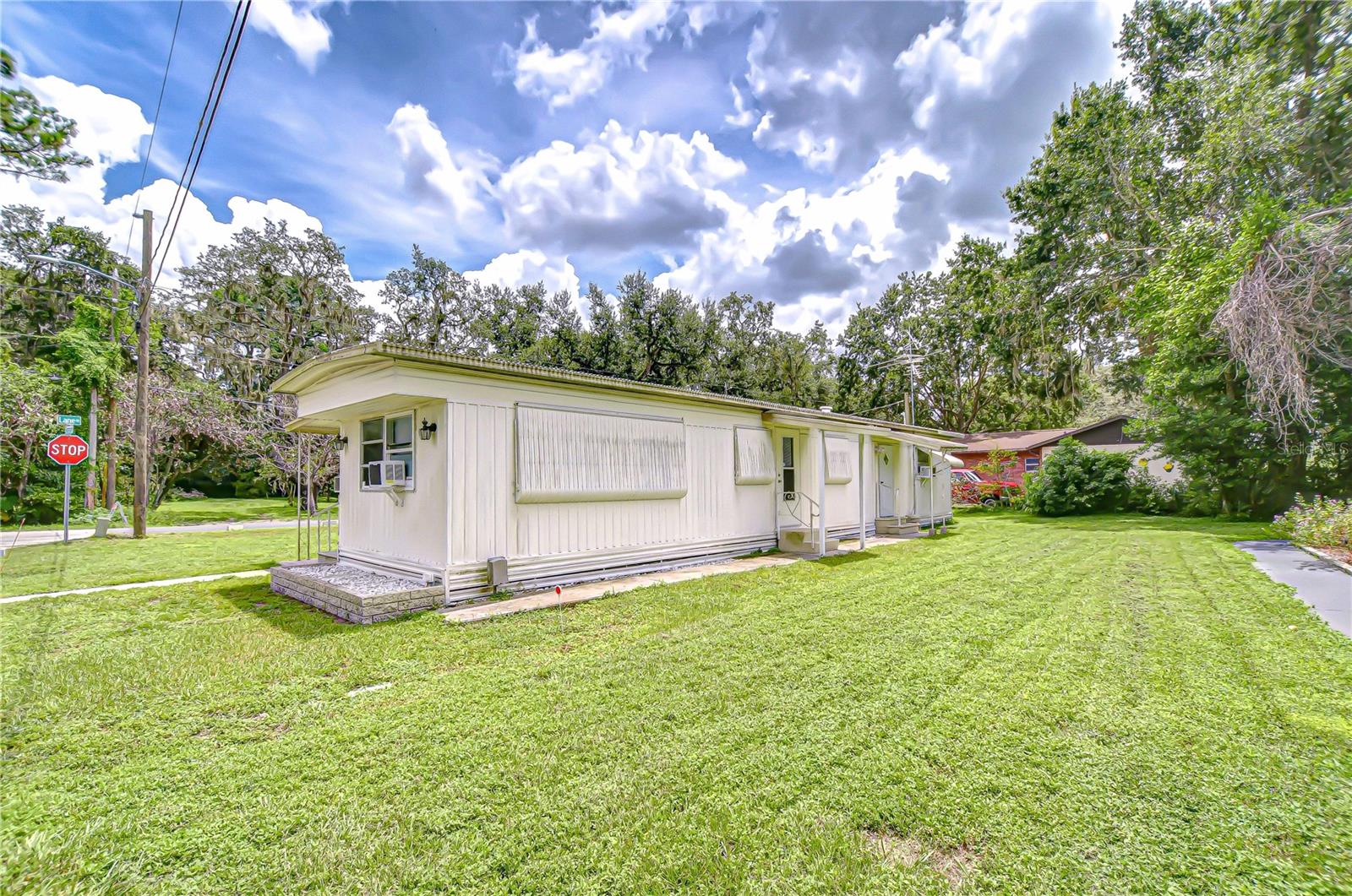 TROPICAL MOBILE PARK - Residential