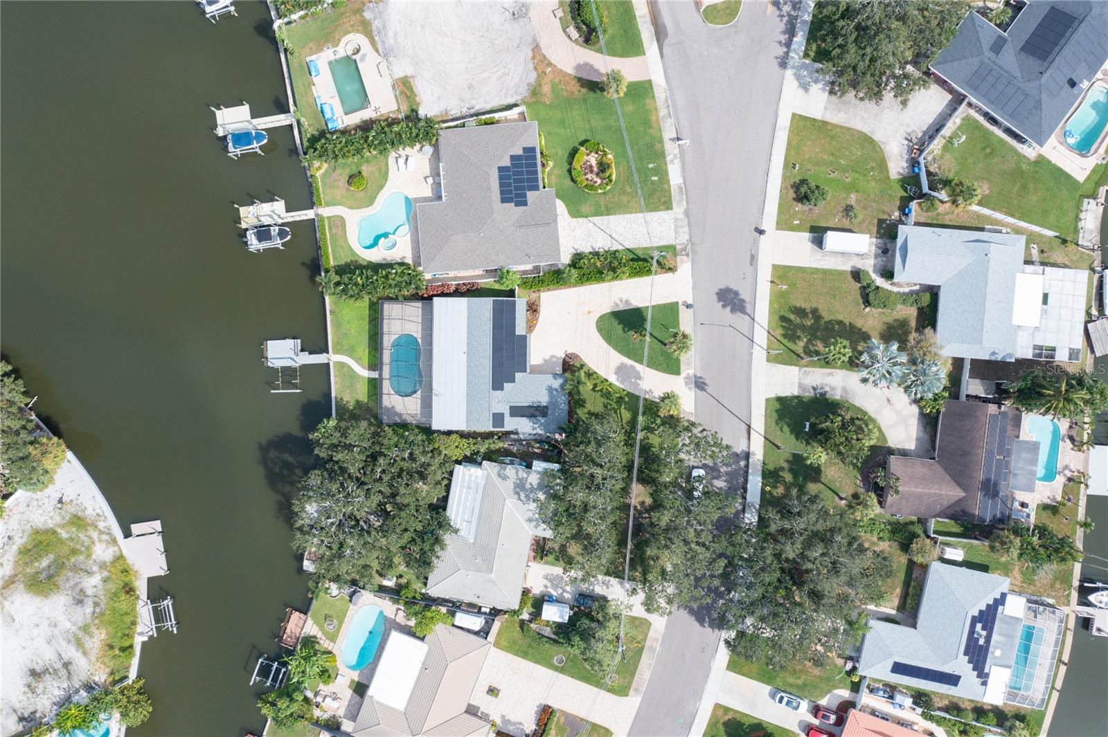 LAKE VENICE SHORES - Residential