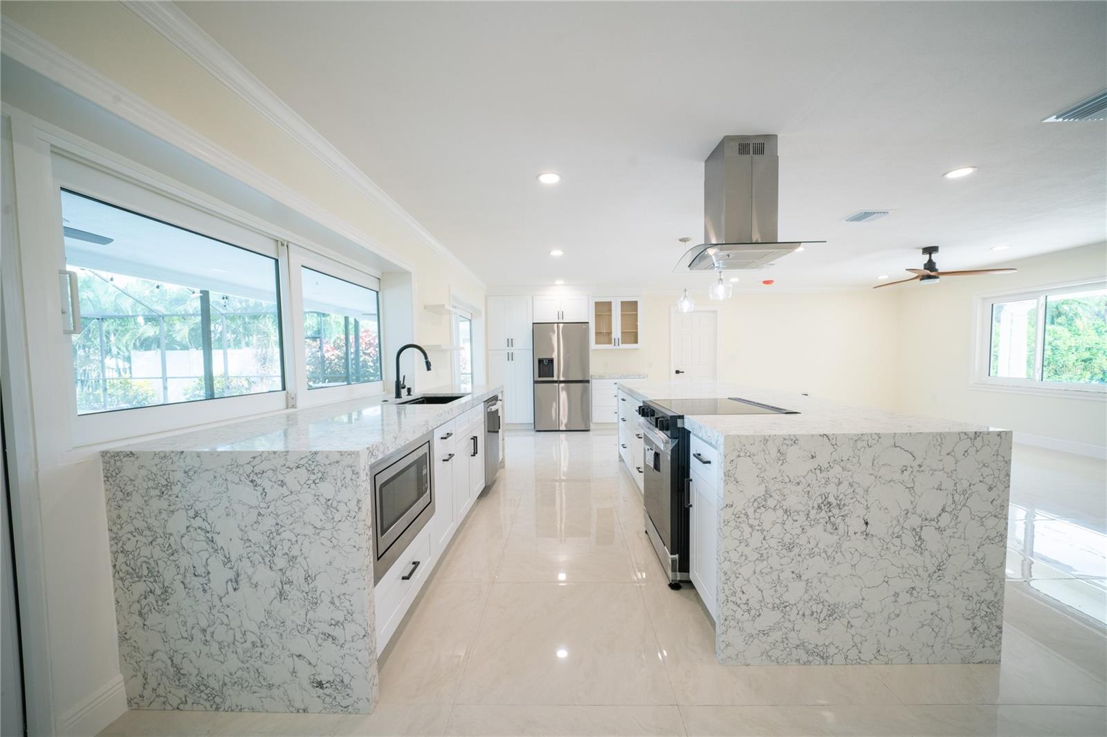 LAKE VENICE SHORES - Residential