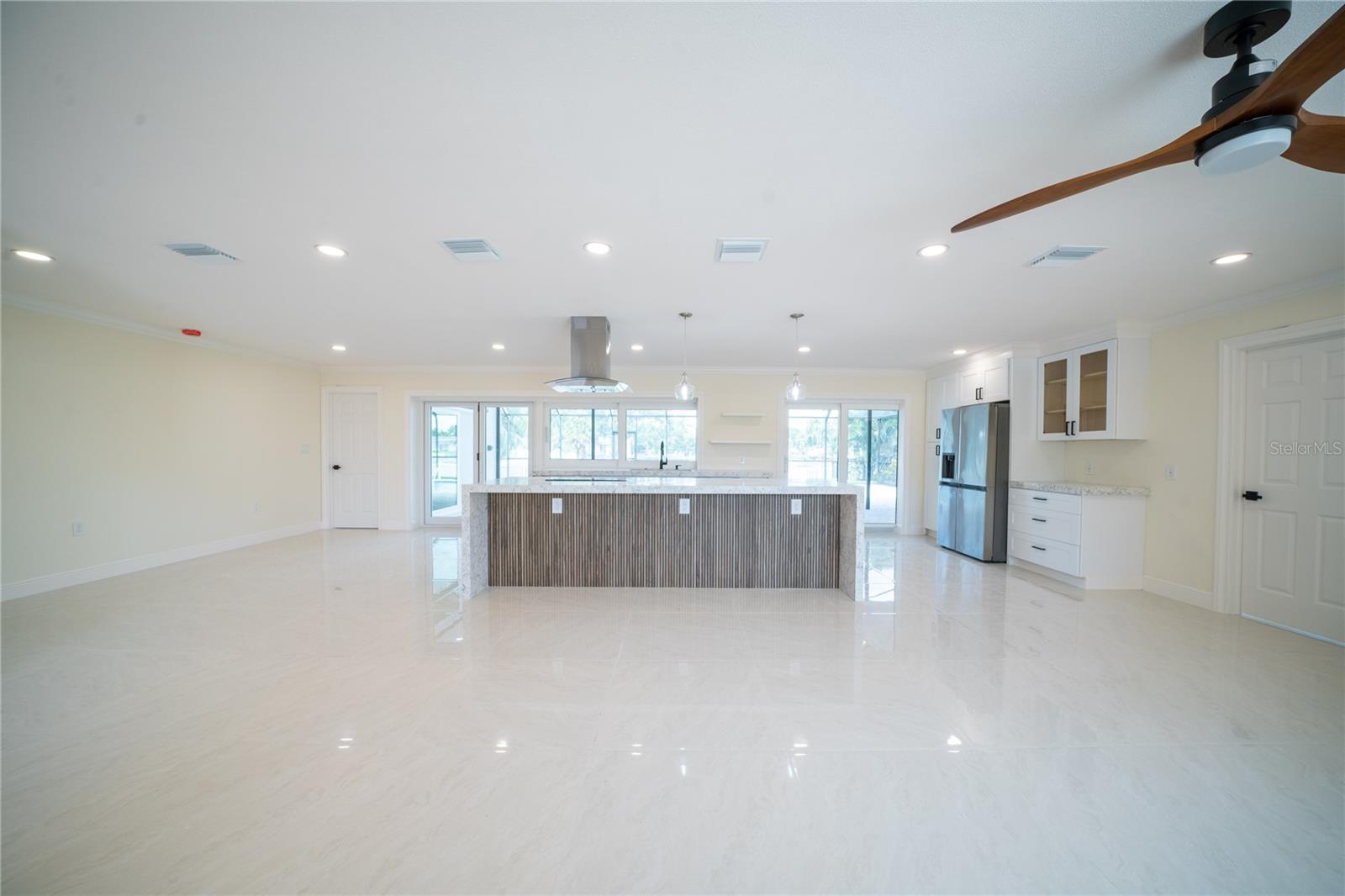 LAKE VENICE SHORES - Residential