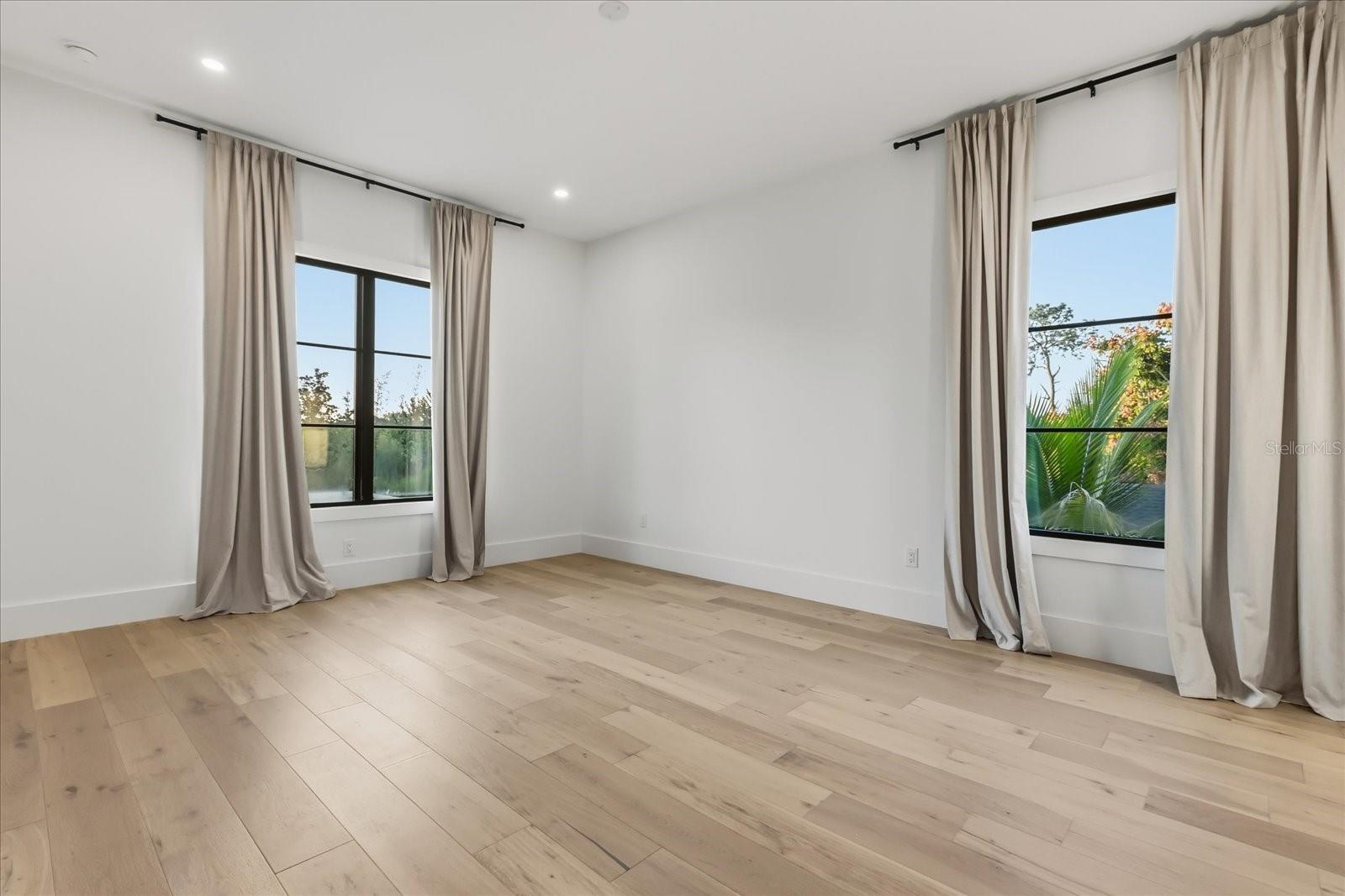 WINTER PARK VILLAGE - Residential