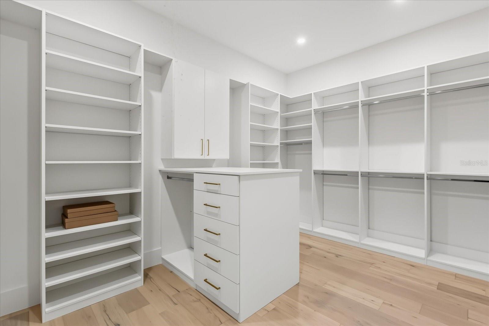 WINTER PARK VILLAGE - Residential