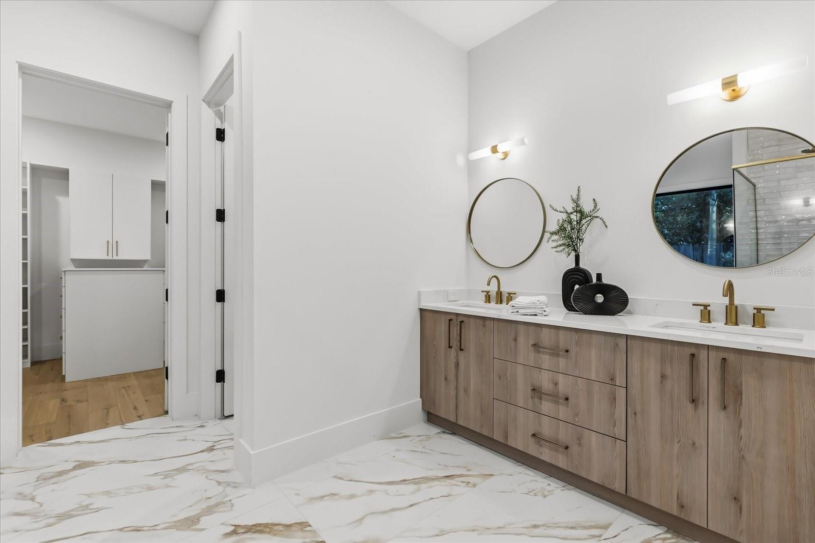 WINTER PARK VILLAGE - Residential