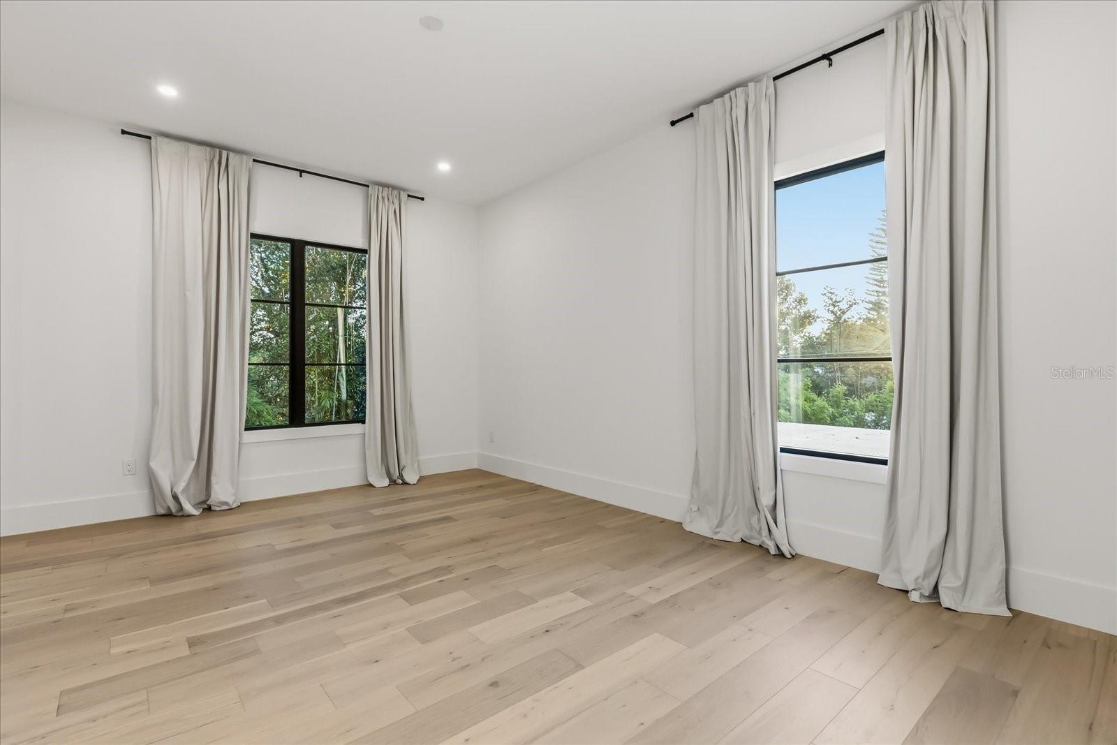 WINTER PARK VILLAGE - Residential