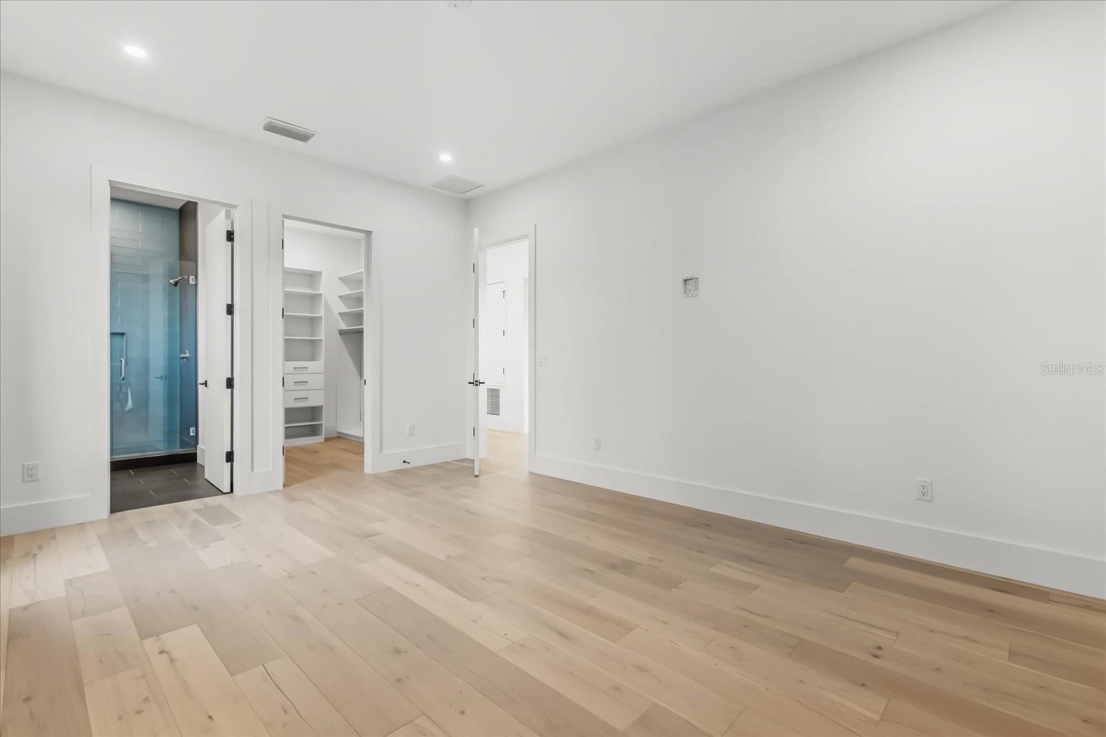 WINTER PARK VILLAGE - Residential