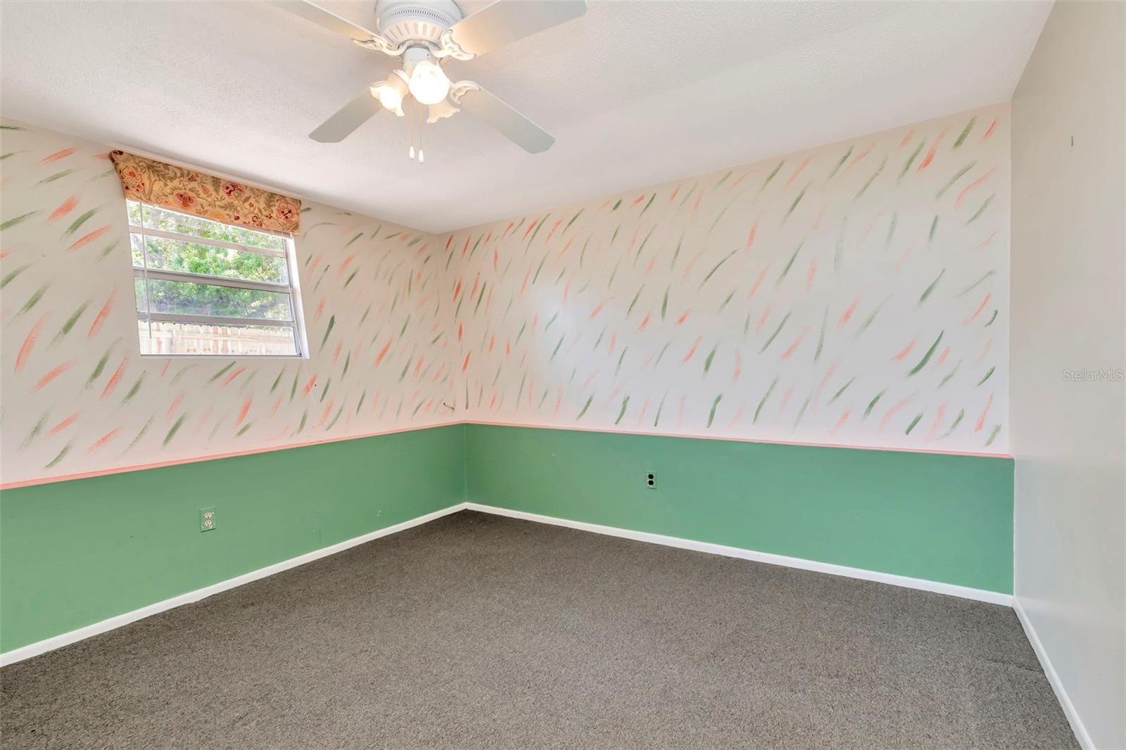 CRESTRIDGE 10TH ADD - Residential