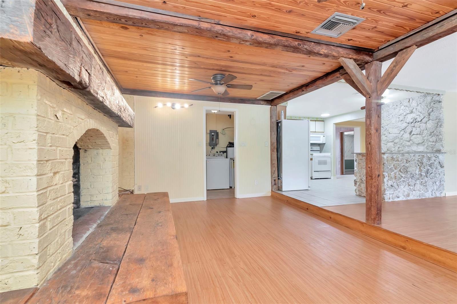 CRESTRIDGE 10TH ADD - Residential