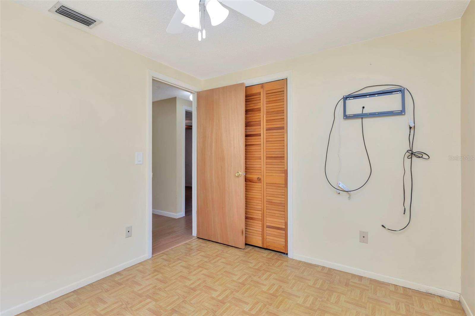 CRESTRIDGE 10TH ADD - Residential