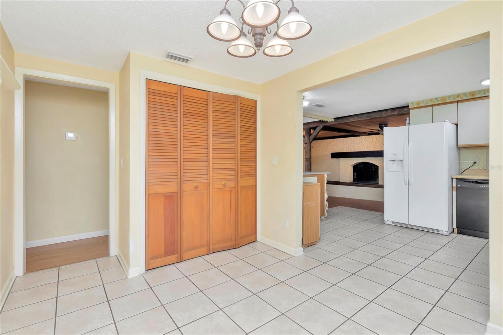 CRESTRIDGE 10TH ADD - Residential