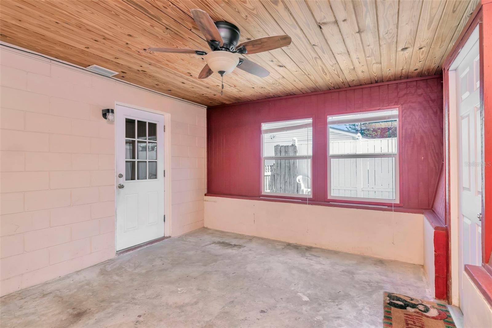 CRESTRIDGE 10TH ADD - Residential