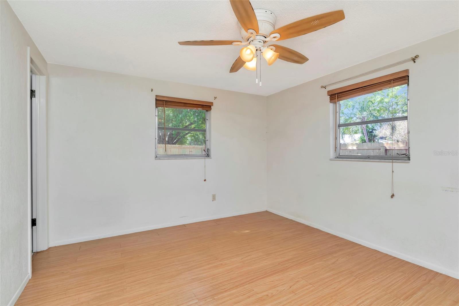 CRESTRIDGE 10TH ADD - Residential