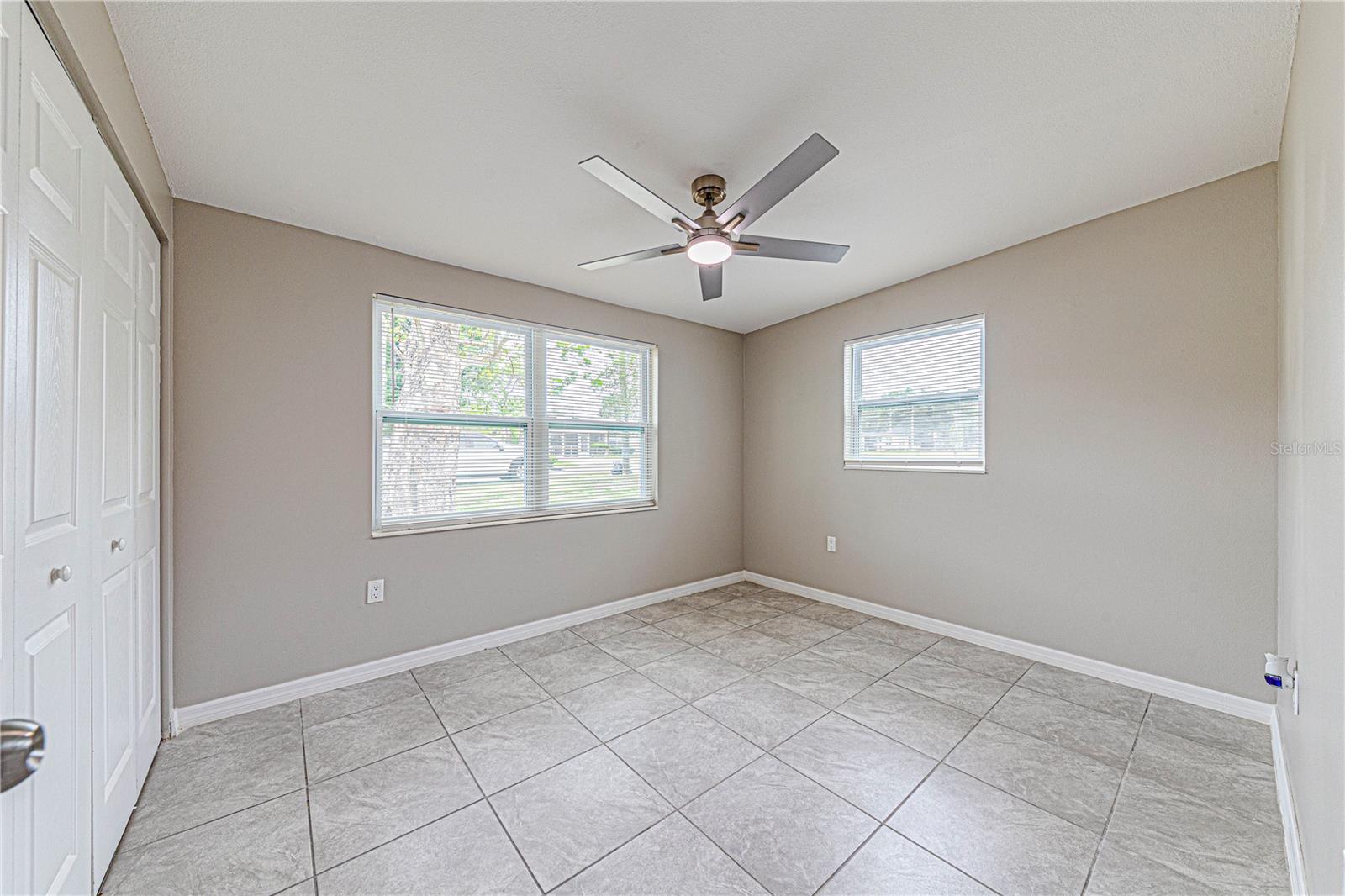 HAVEN GROVE MANOR - Residential