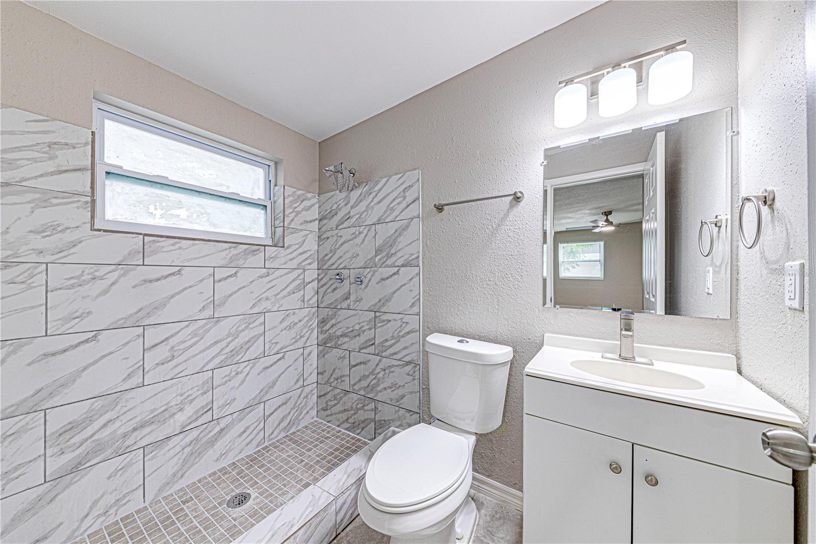 HAVEN GROVE MANOR - Residential