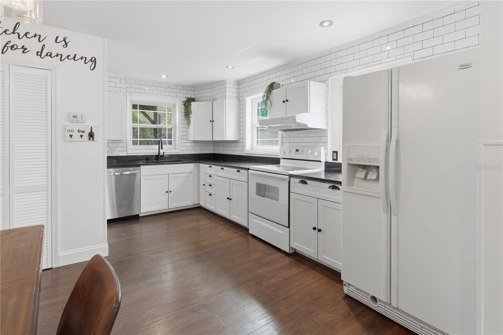 GREEN FIELDS - Residential