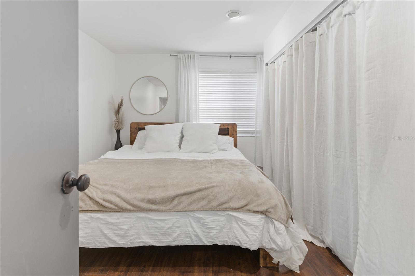 GREEN FIELDS - Residential