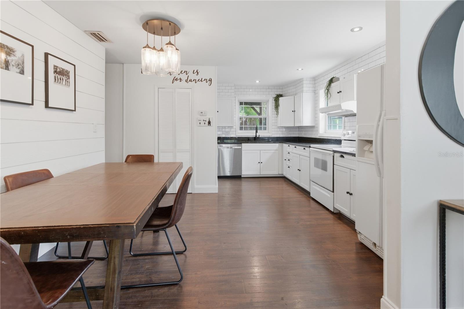 GREEN FIELDS - Residential