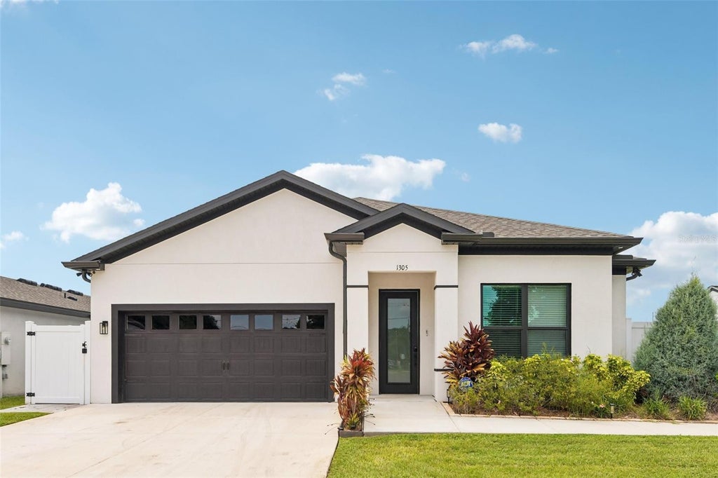 Photo of 1305 Ahoy Avenue, Tampa, FL 33619 (MLS # TB8543891)