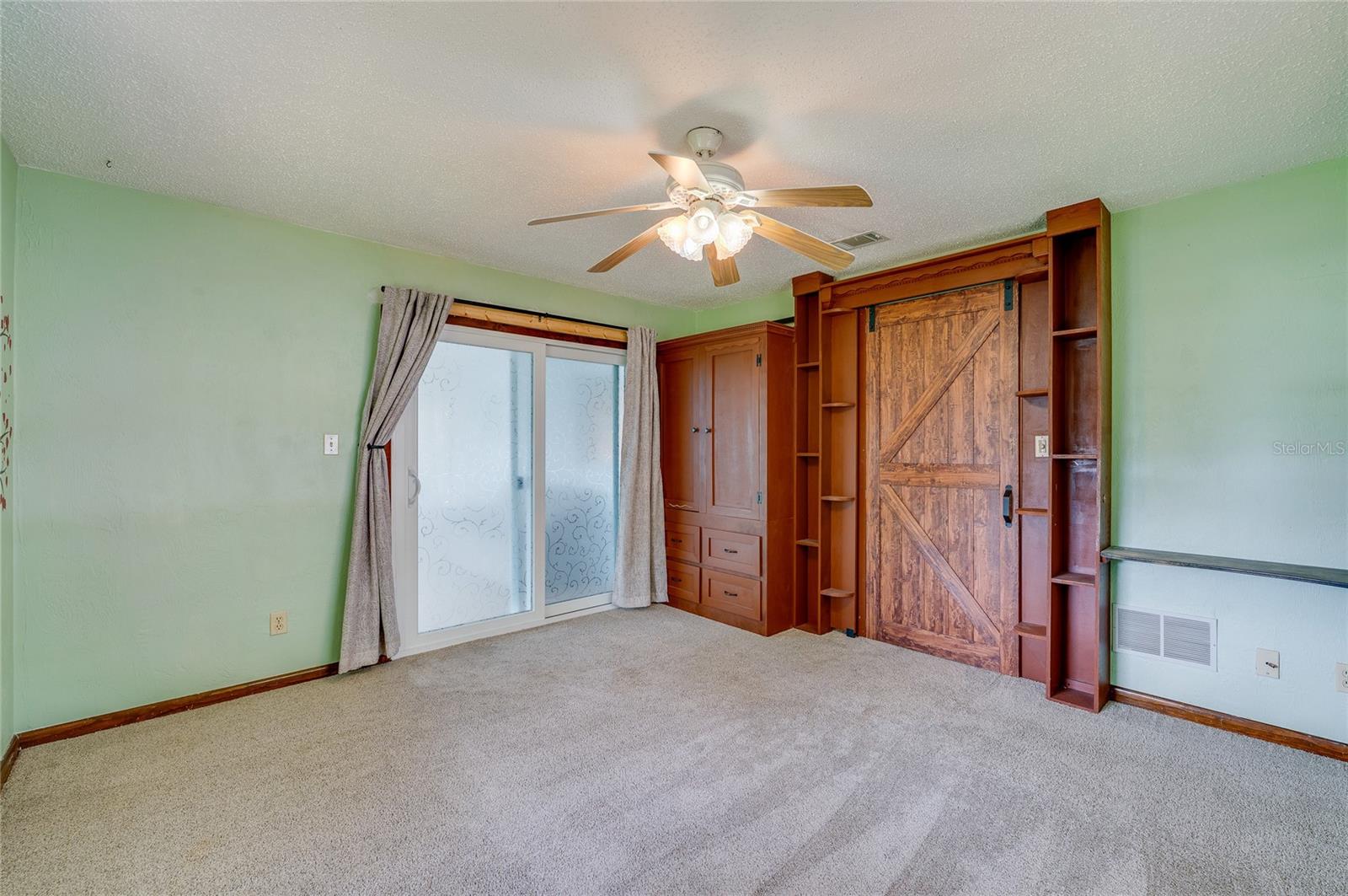 SWEEWATER HILLS UNIT 02 - Residential