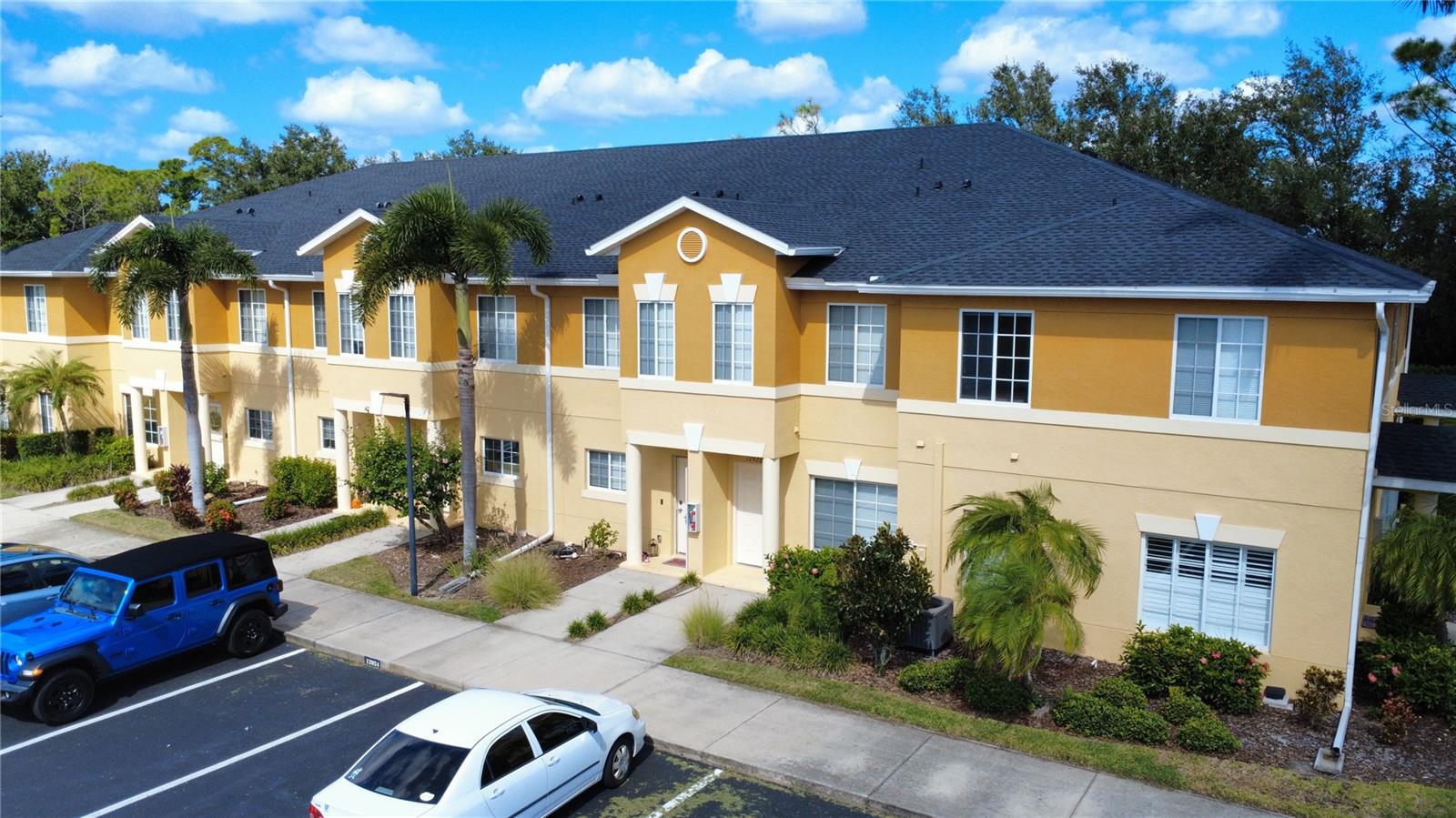 STONEYWOOD COVE - Residential Lease