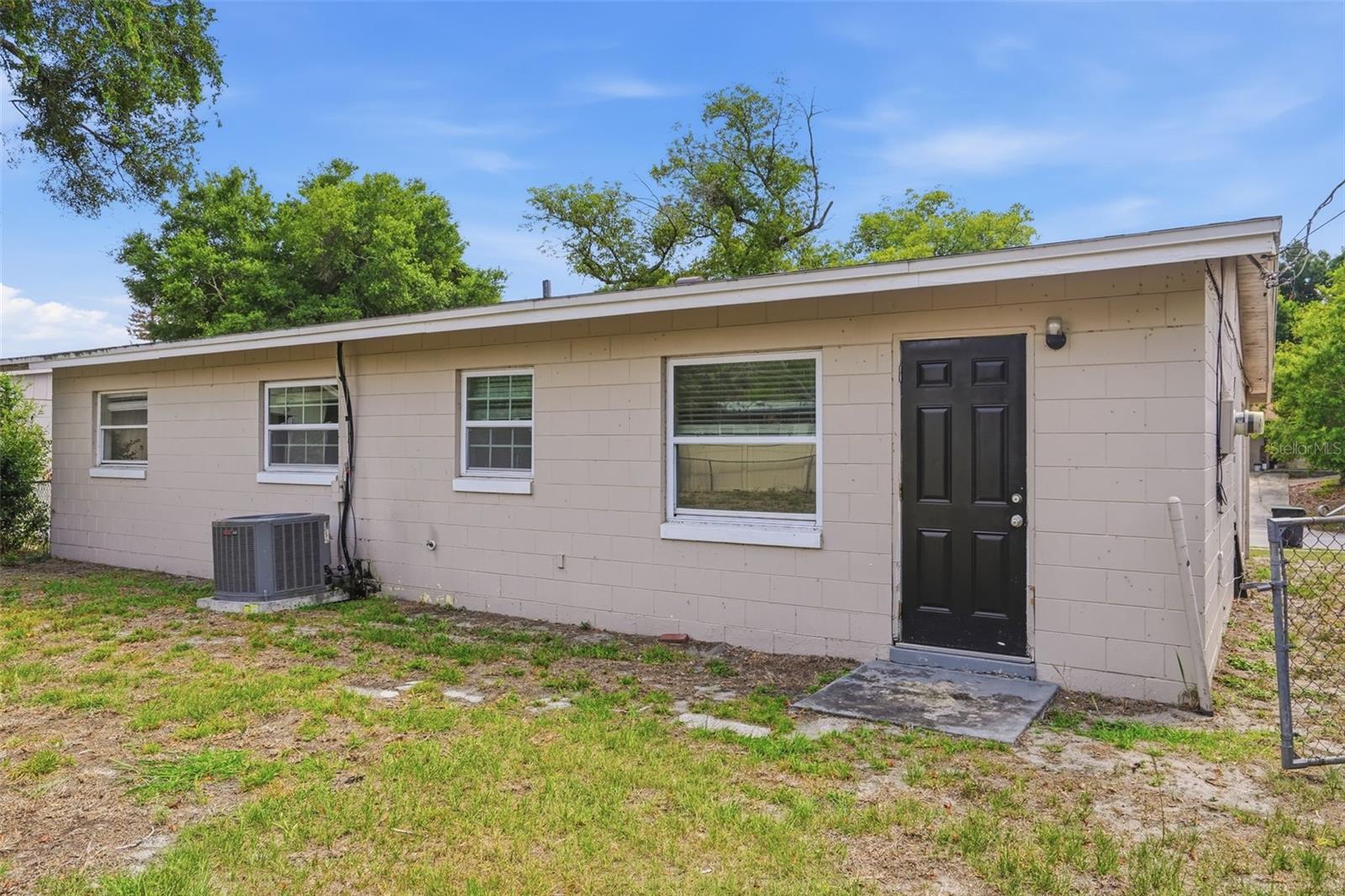 EVANS VILLAGE - Residential