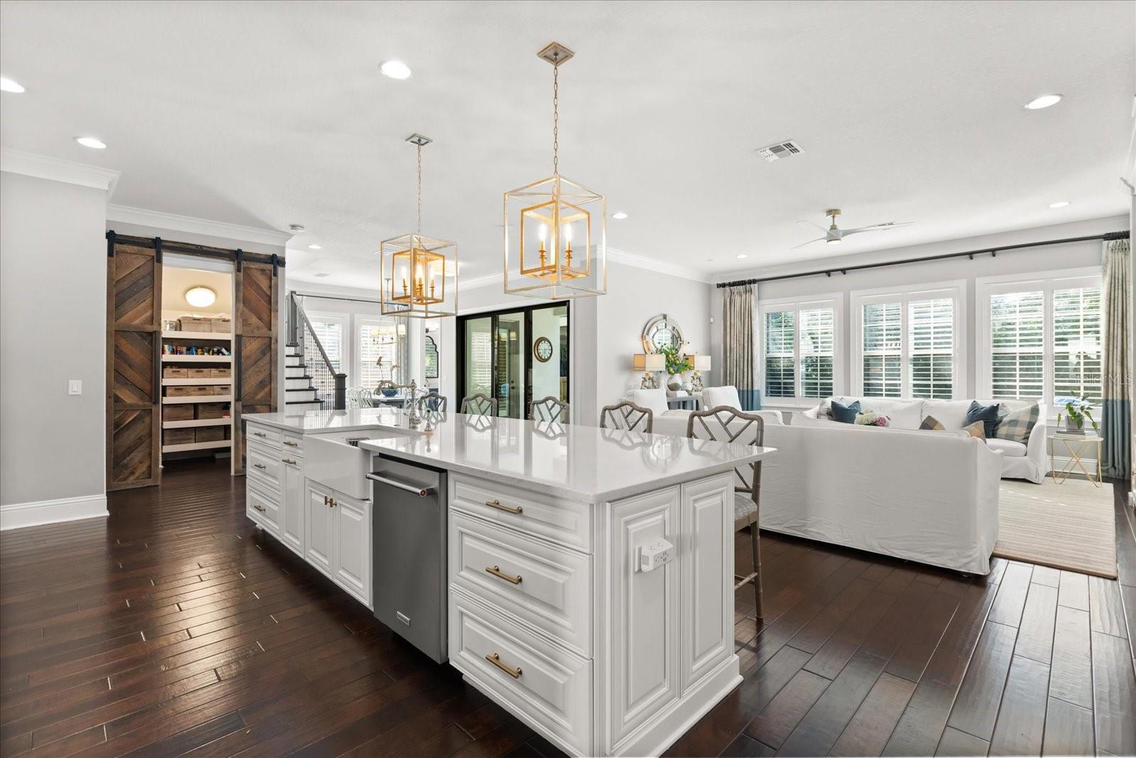 2503 VERSAILLES AVENUE