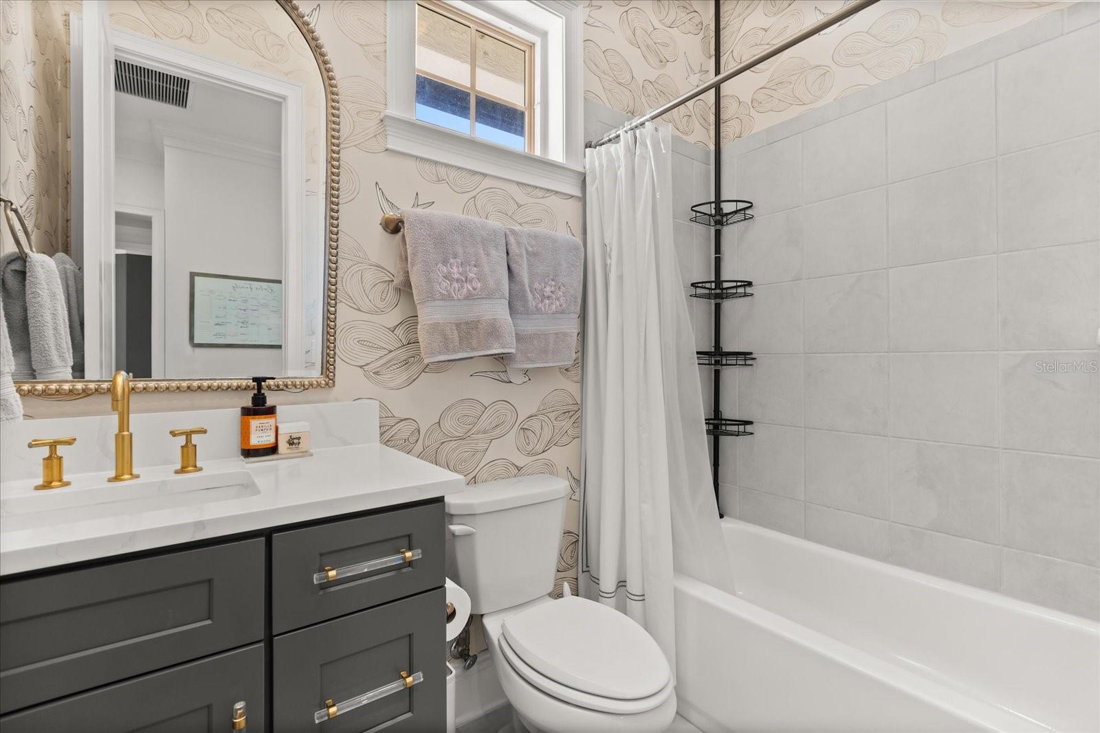 FONTAINEBLEAU - Residential