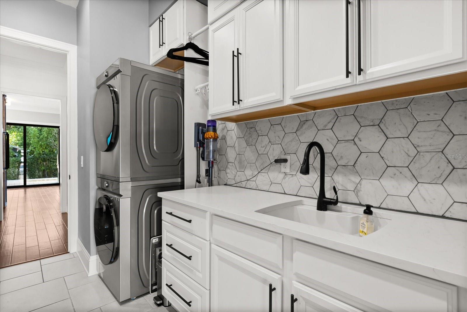 FONTAINEBLEAU - Residential