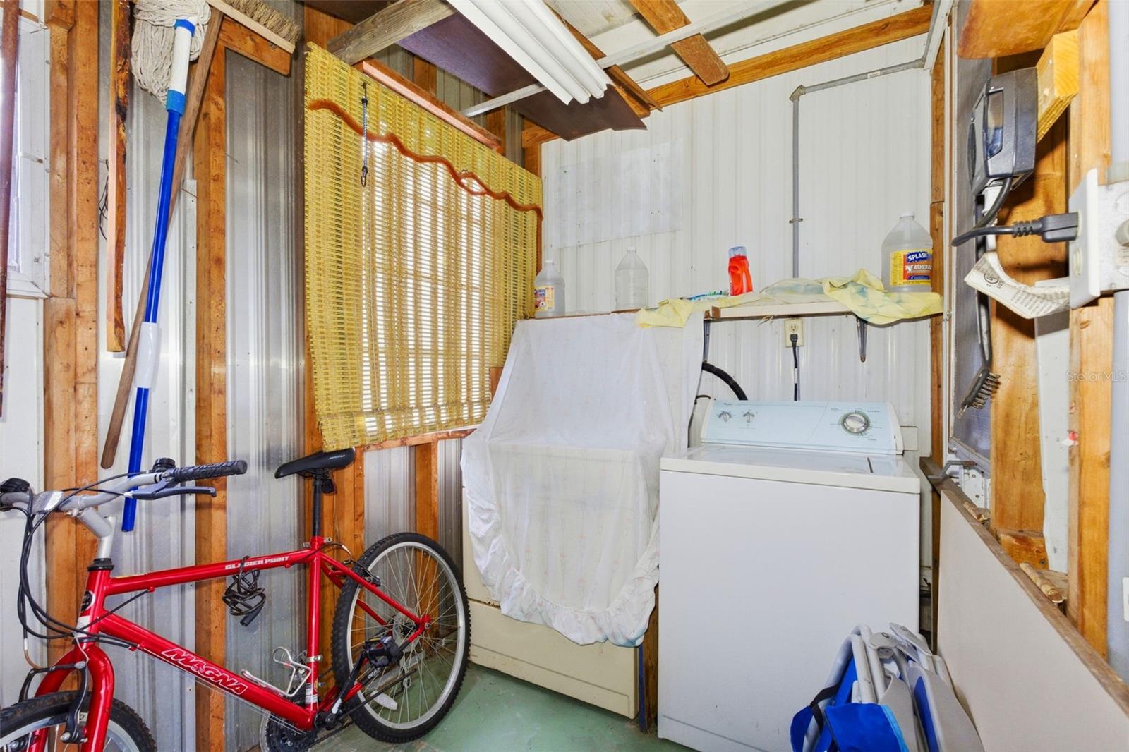 COUNTRYSIDE ESTATES MOBILE HOME PARK UNREC - Residential