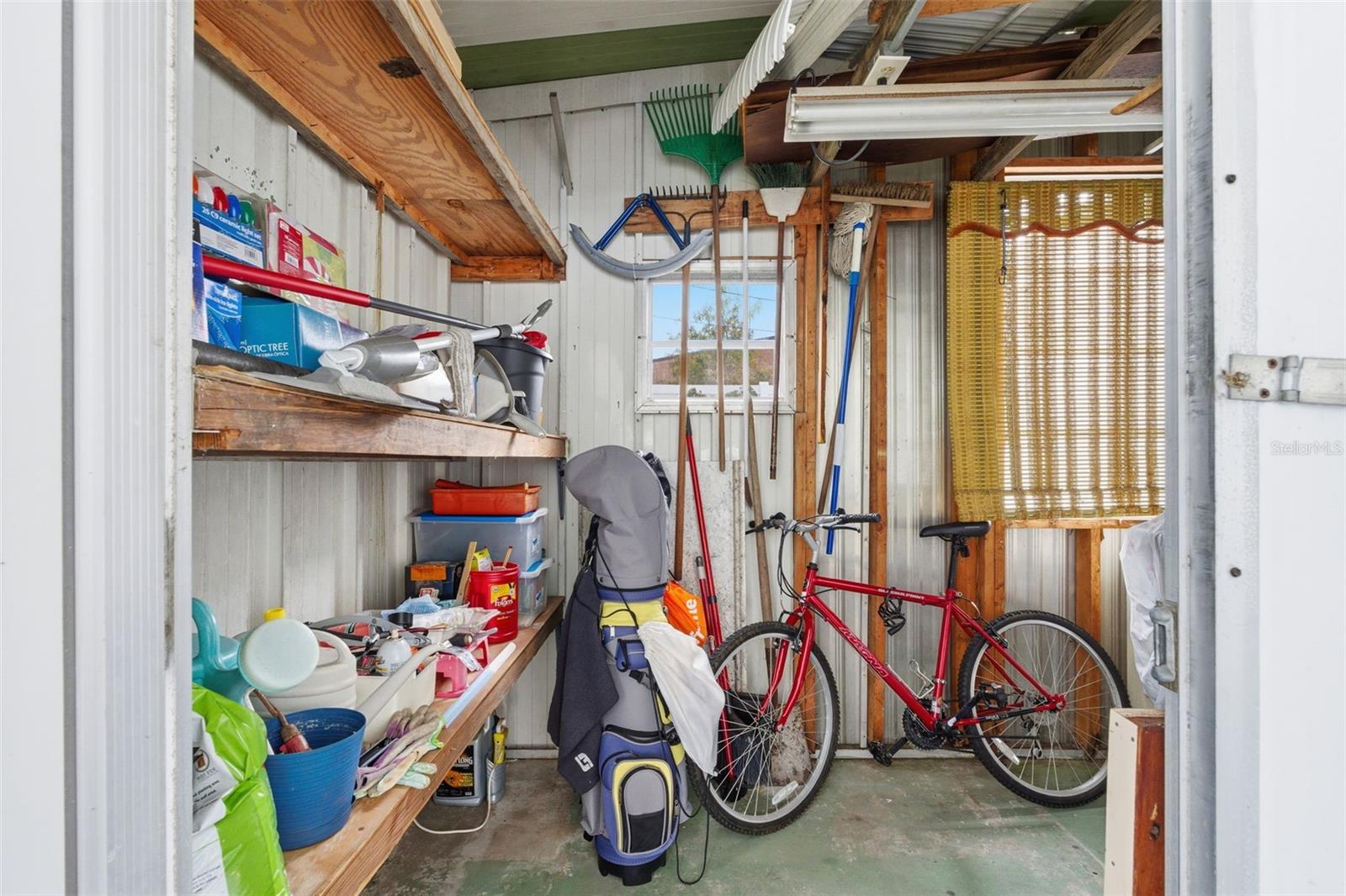 COUNTRYSIDE ESTATES MOBILE HOME PARK UNREC - Residential