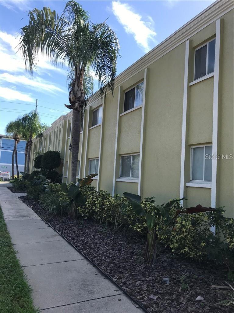 PALMA CEIA GARDENS CONDO - Residential Lease