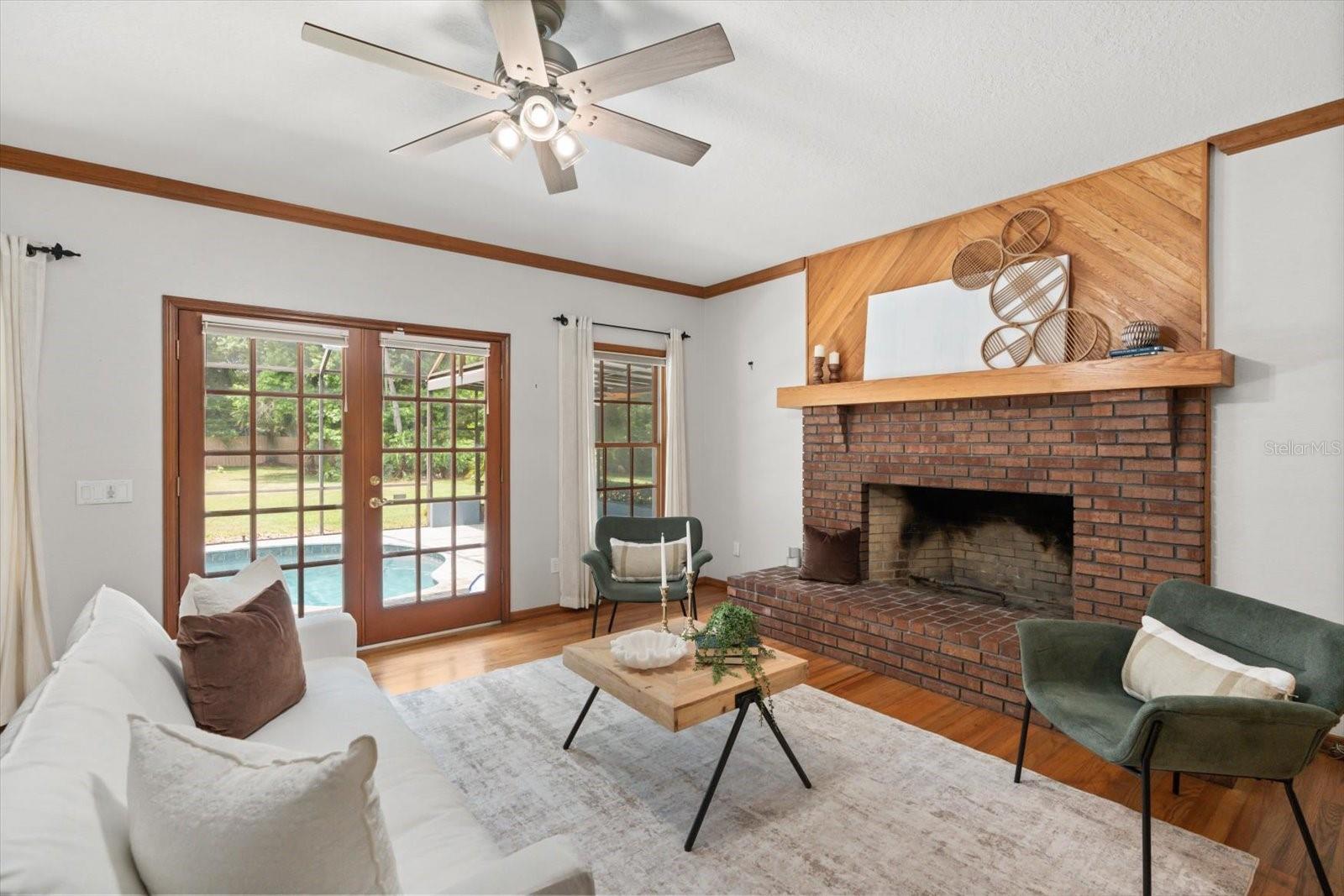 WAYSIDE WOODS - Residential