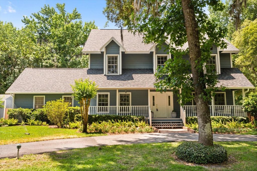 Photo of 216 Woods Trail, Sanford, FL 32771 (MLS # O6404147)