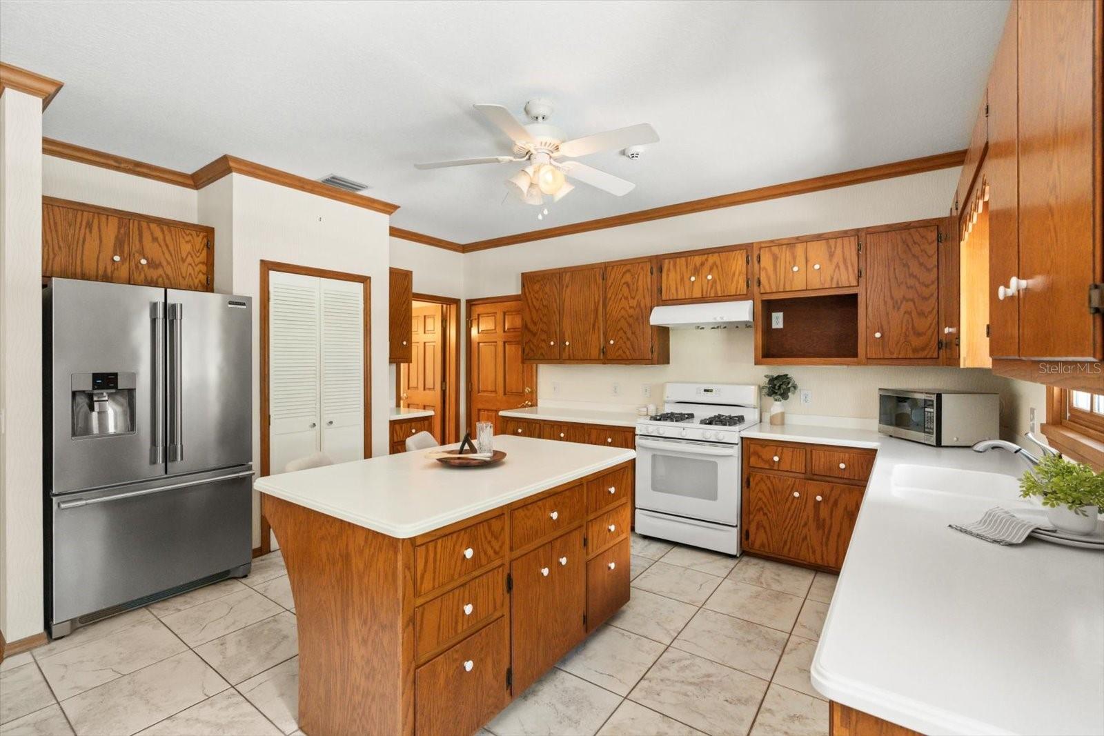WAYSIDE WOODS - Residential