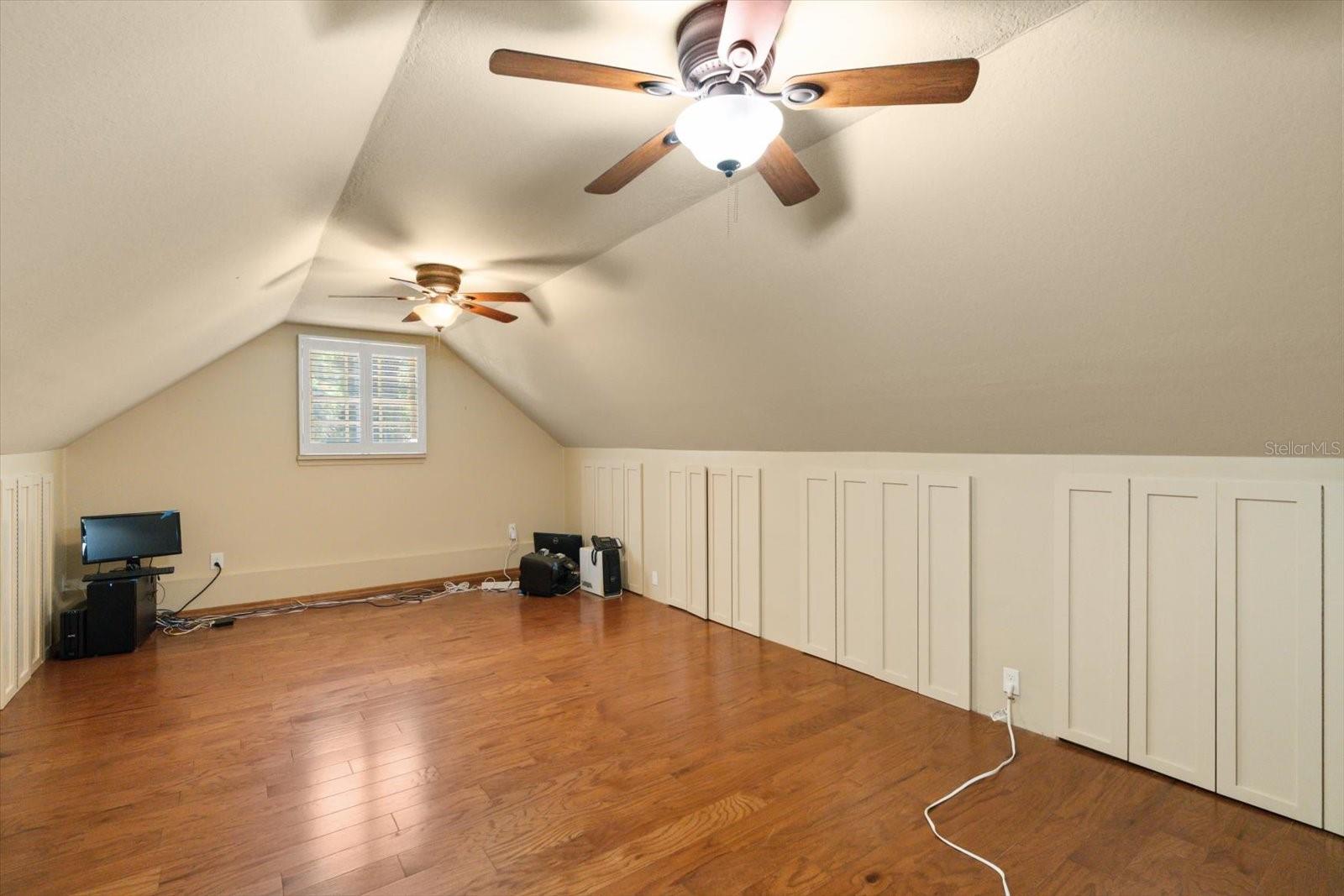 WAYSIDE WOODS - Residential