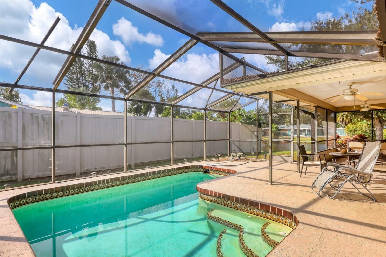 LAKE FOREST ESTATES - Residential