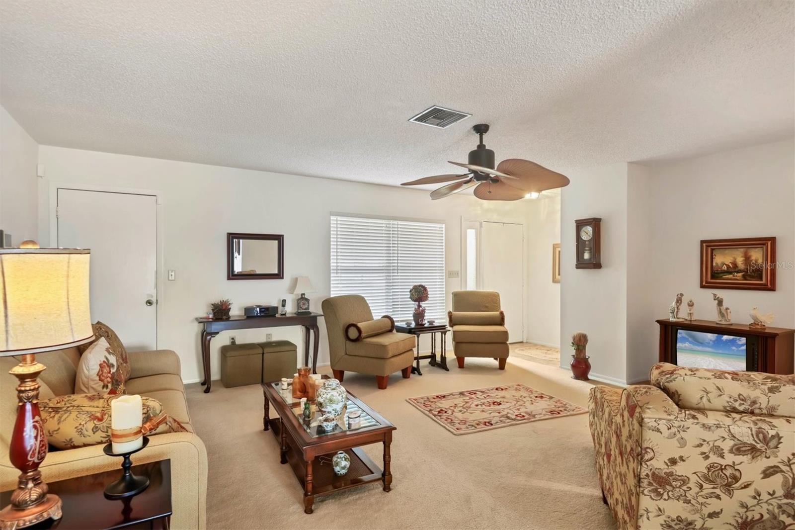 LAKE FOREST ESTATES - Residential