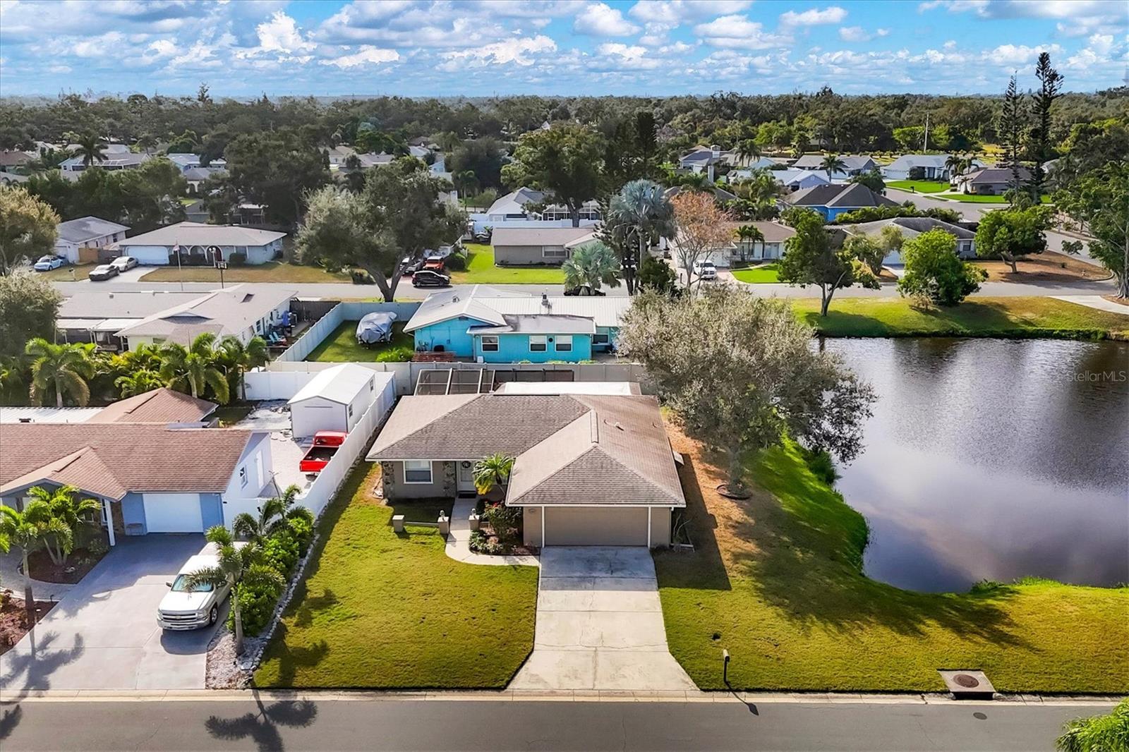 LAKE FOREST ESTATES - Residential