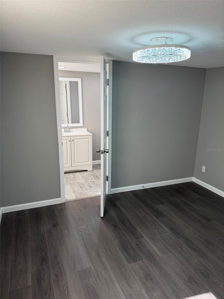 TAFT TOWN - Residential