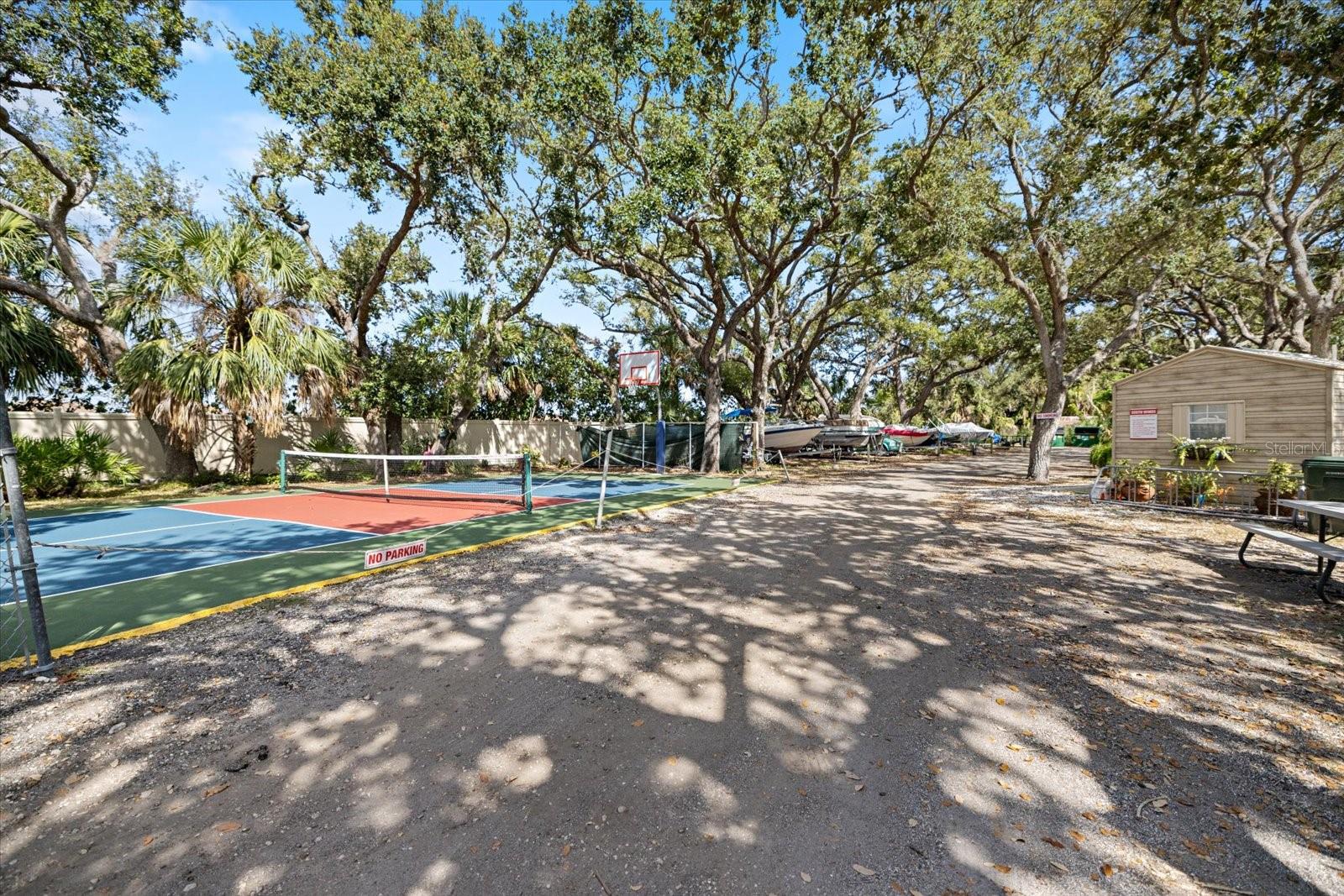 SOUTH WINDS MHP CO-OP - Residential